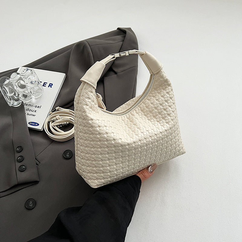 Sac bandoulière hobo tressé – Doux et texturé pour femme
