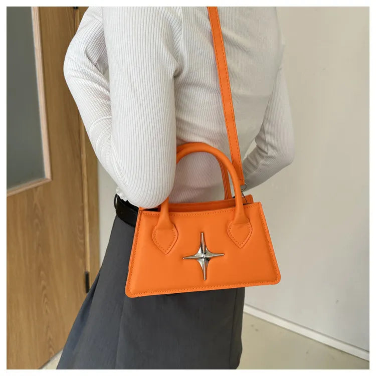Mini sac à main avec breloque étoile – Design chic & audacieux