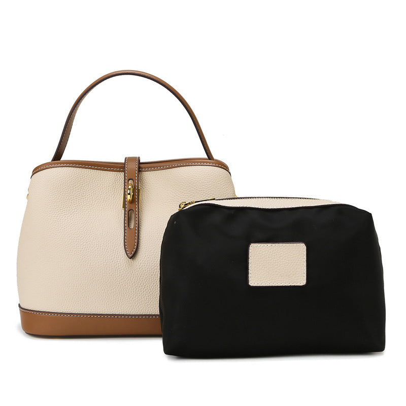 Sac bandoulière en cuir structuré