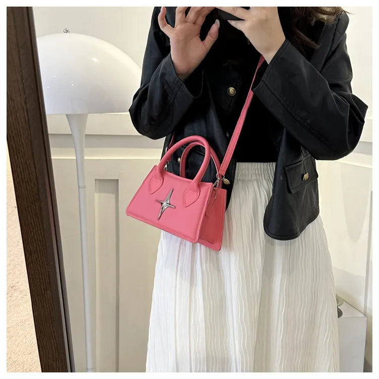 Mini sac à main avec breloque étoile – Design chic & audacieux