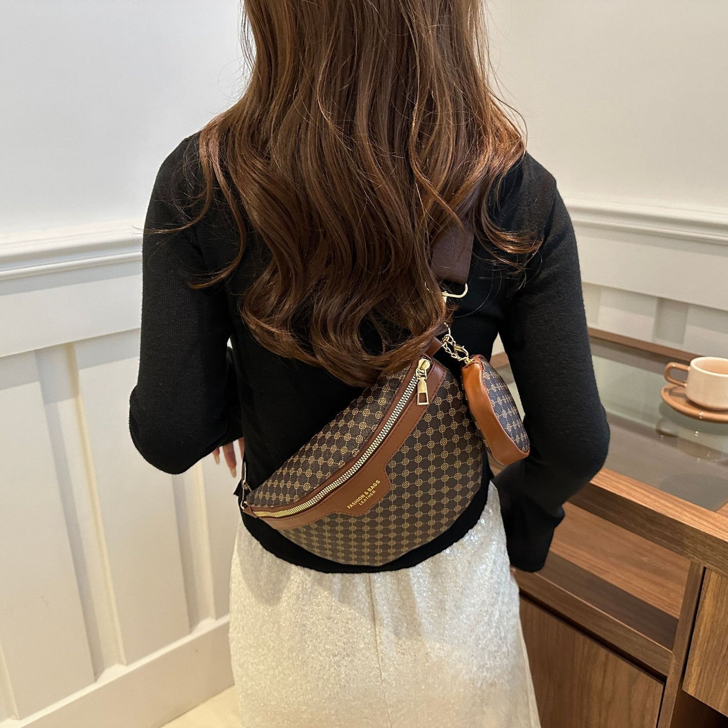 Sac banane monogramme – Sangle ajustable & pochette incluse