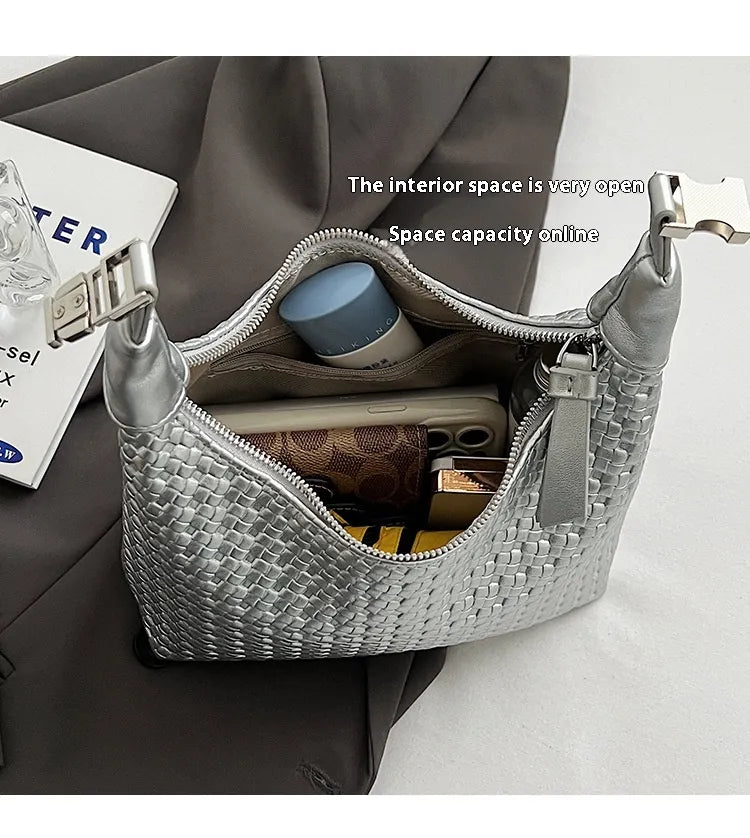 Sac bandoulière hobo tressé – Doux et texturé pour femme