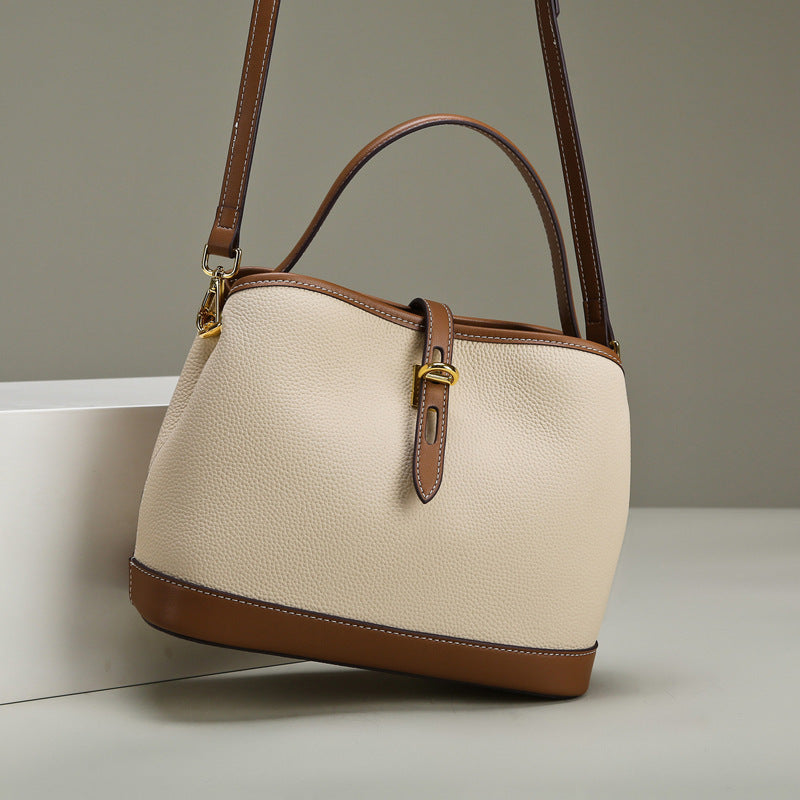 Sac bandoulière en cuir structuré