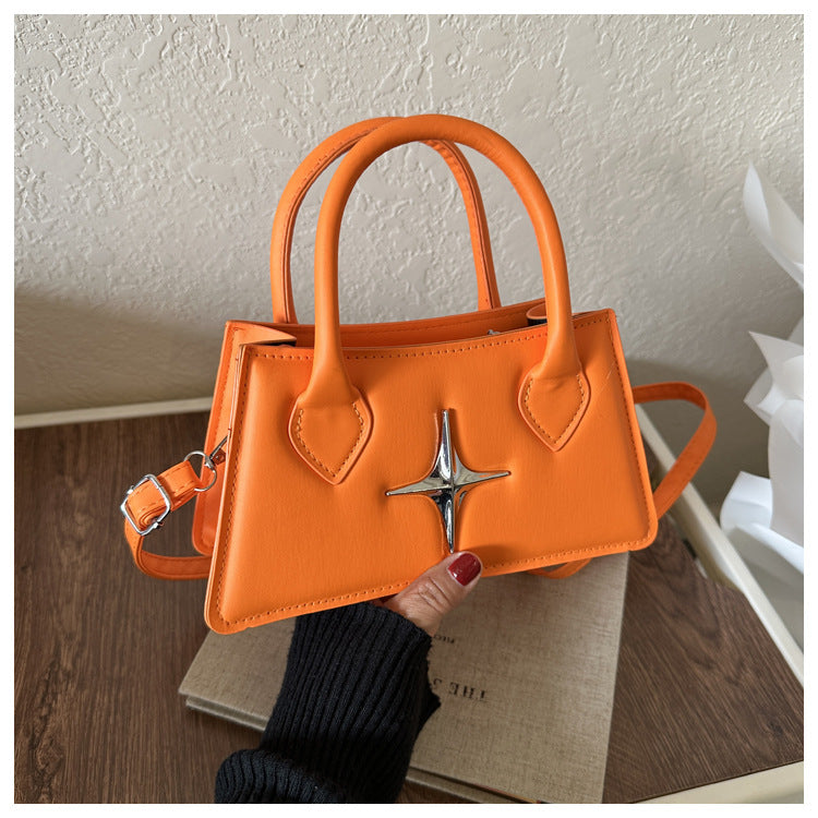 Mini sac à main avec breloque étoile – Design chic & audacieux