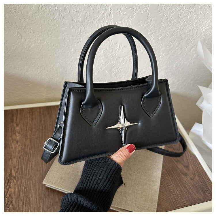 Mini sac à main avec breloque étoile – Design chic & audacieux