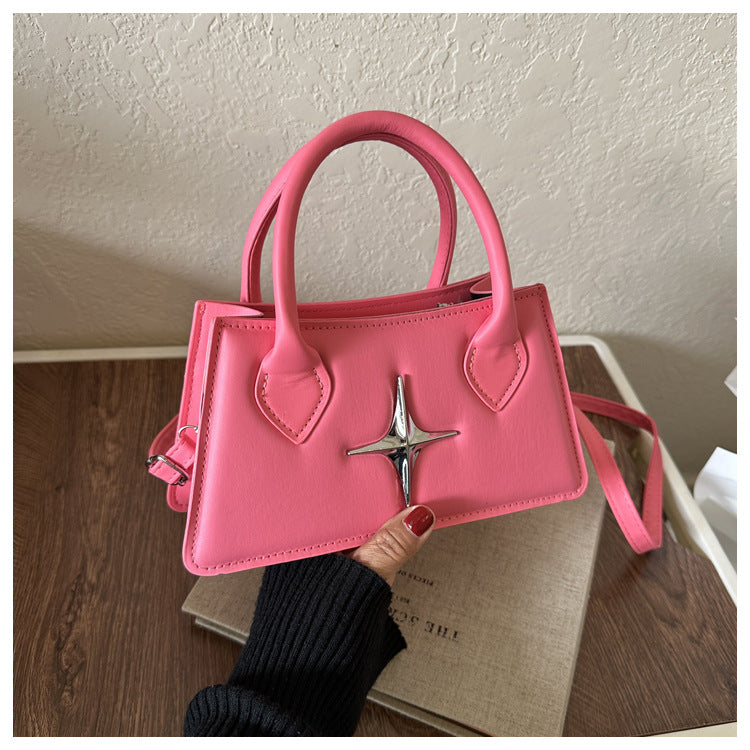 Mini sac à main avec breloque étoile – Design chic & audacieux