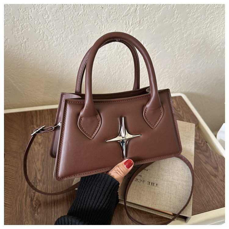 Mini sac à main avec breloque étoile – Design chic & audacieux