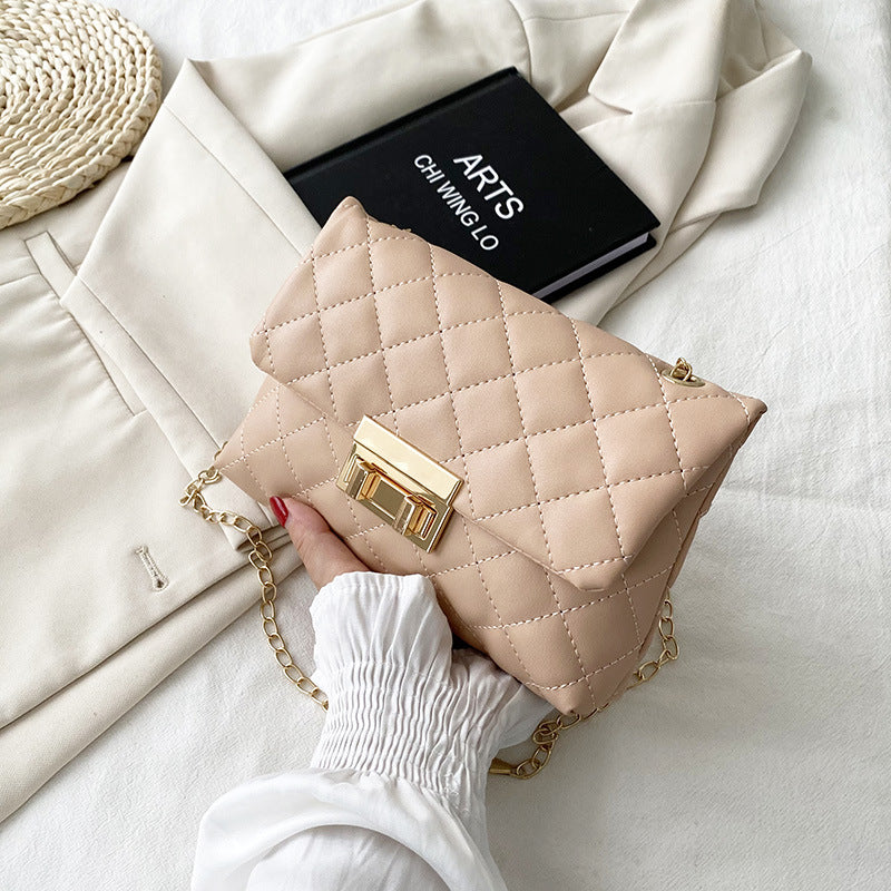 Sac bandoulière matelassé femme à chaîne – Fermoir tournant