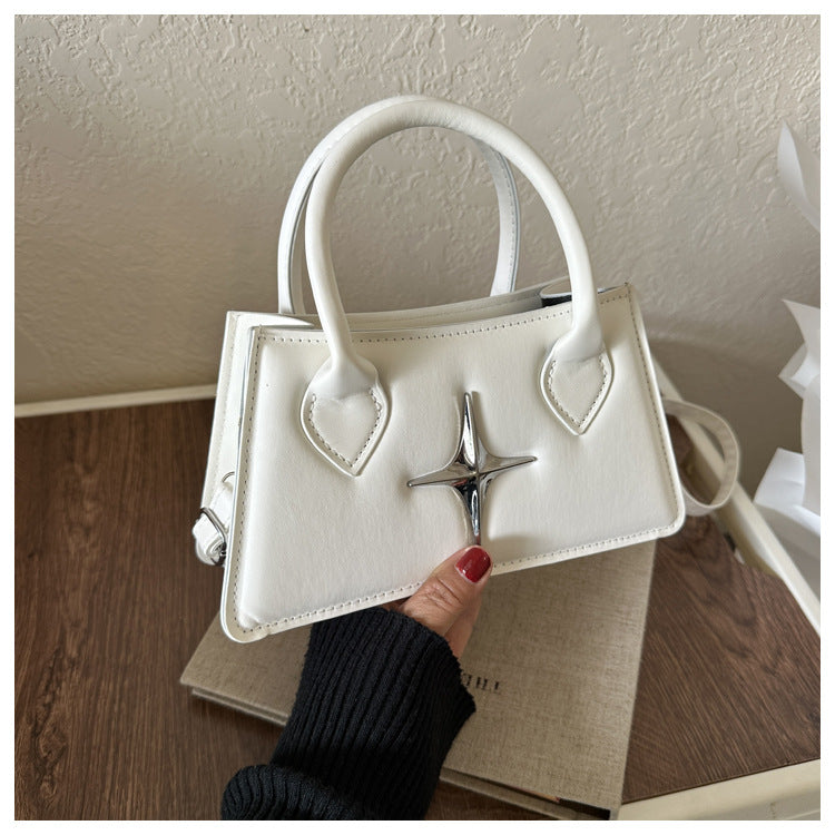 Mini sac à main avec breloque étoile – Design chic & audacieux