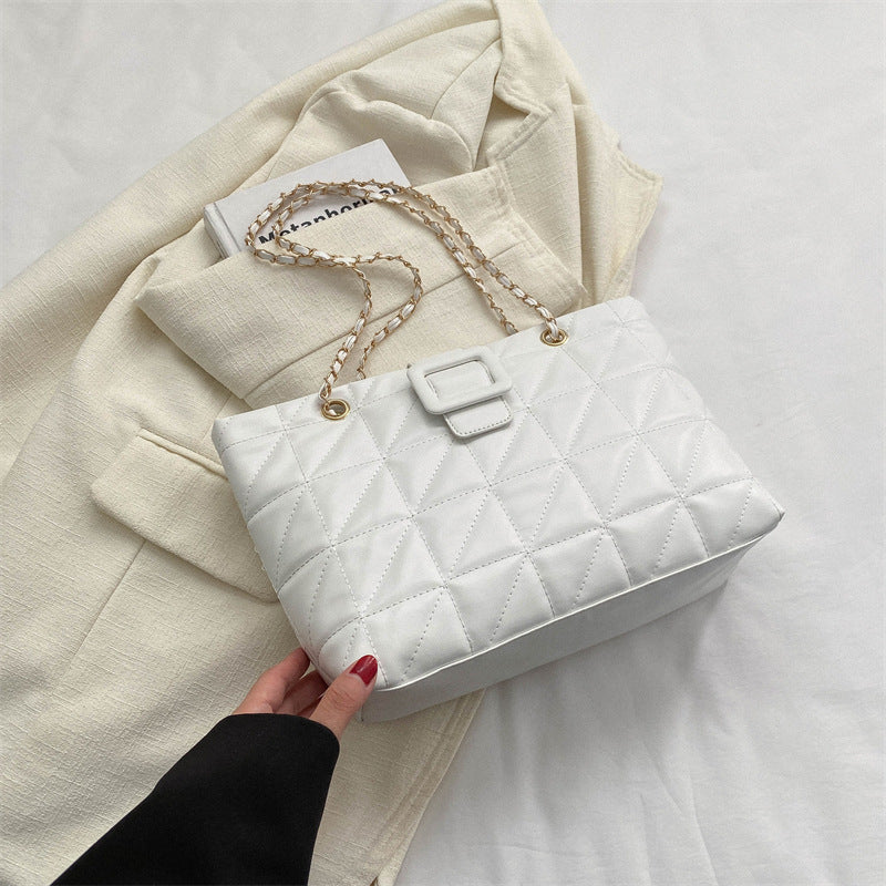 Sac bandoulière matelassé à chaîne – Élégant & spacieux
