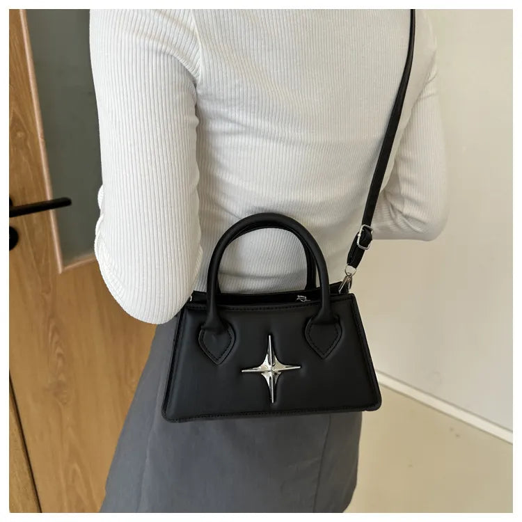 Mini sac à main avec breloque étoile – Design chic & audacieux
