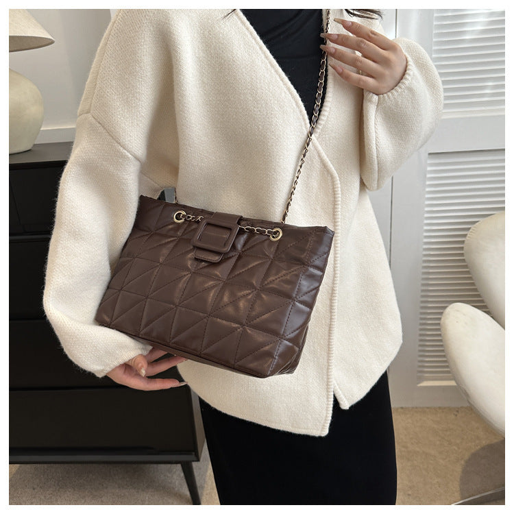 Sac bandoulière matelassé à chaîne – Élégant & spacieux