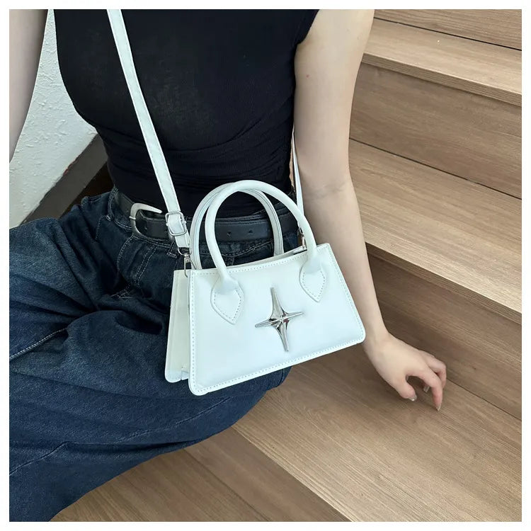 Mini sac à main avec breloque étoile – Design chic & audacieux
