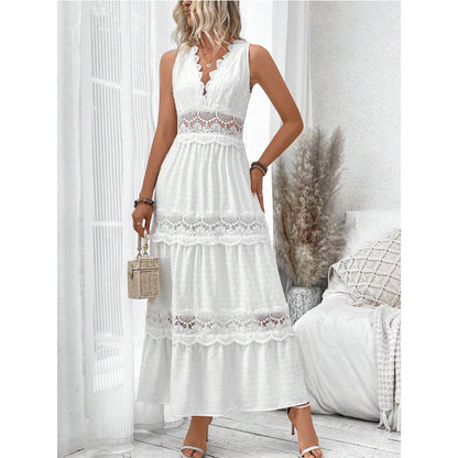 Robe en Dentelle Délicate à Col en V