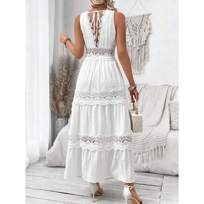 Robe en Dentelle Délicate à Col en V