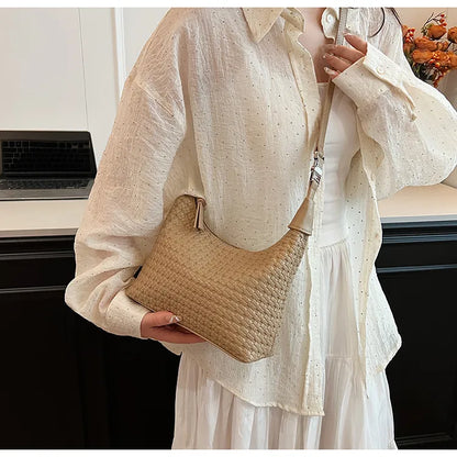 Sac bandoulière hobo tressé – Doux et texturé pour femme