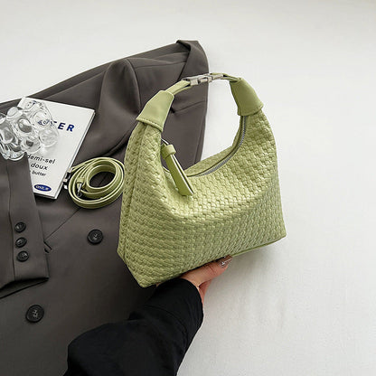 Sac bandoulière hobo tressé – Doux et texturé pour femme