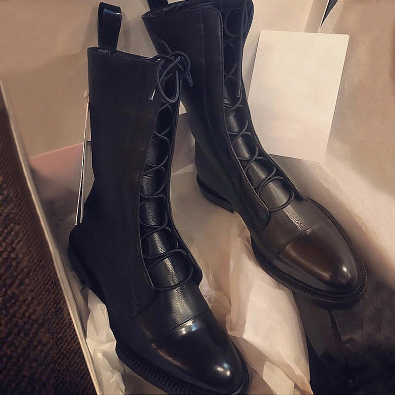 Bottes Locomotives Mi-Hautes à Lacets – Élégance Noire à Talon Bas